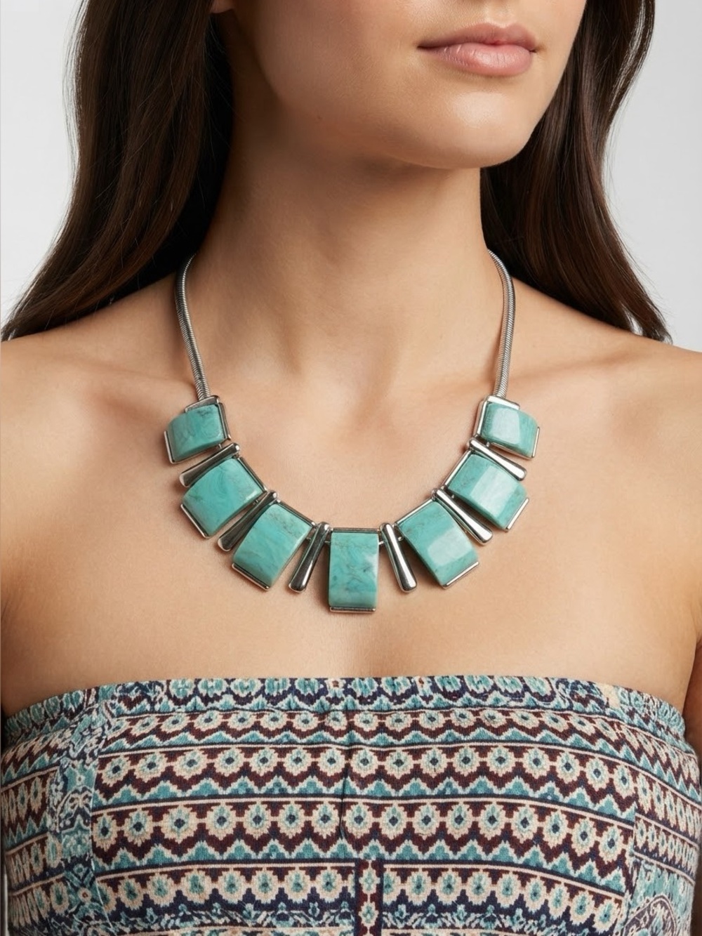 Turquoise Green Collar Choker Necklace | Silver Tone Lucite Faux Stone Statement